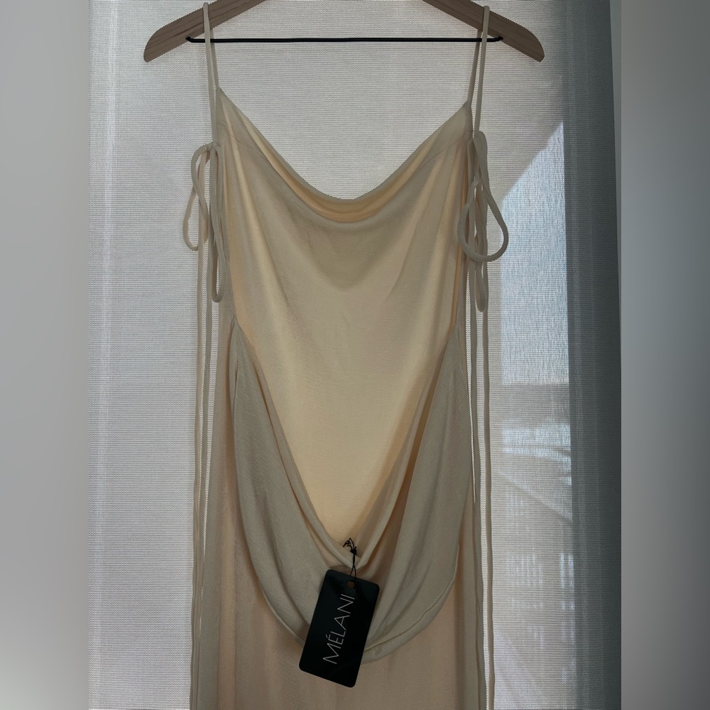 MÉLANI THE LABEL - CRISTINA GOWN - PEARL WHITE